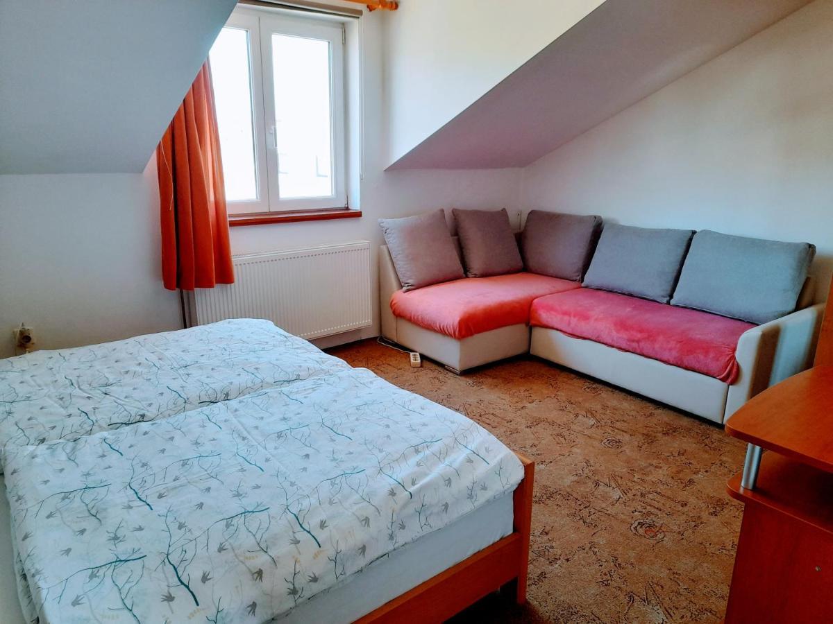 Apartments Tiho&Marija Tribunj  Bagian luar foto
